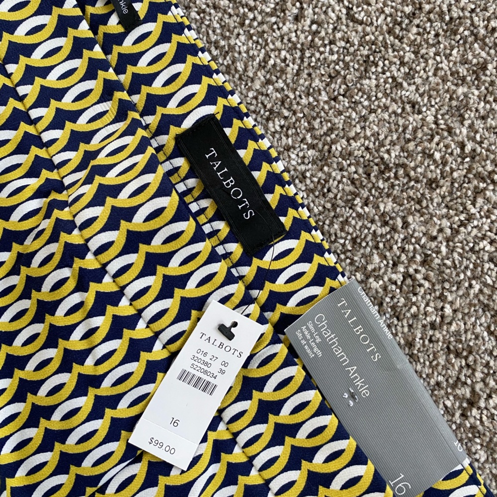 New NWT Talbot’s Women’s size 16 Blue Gold Abstract Oval Chatham Ankle Pant